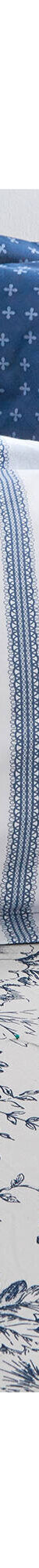 Linge de lit Gabrielle flanelle, imprimé fleurs et dentelle (bleu marine) Linge de lit Gabrielle flanelle, imprimé fleurs et dentelle (bleu marine)